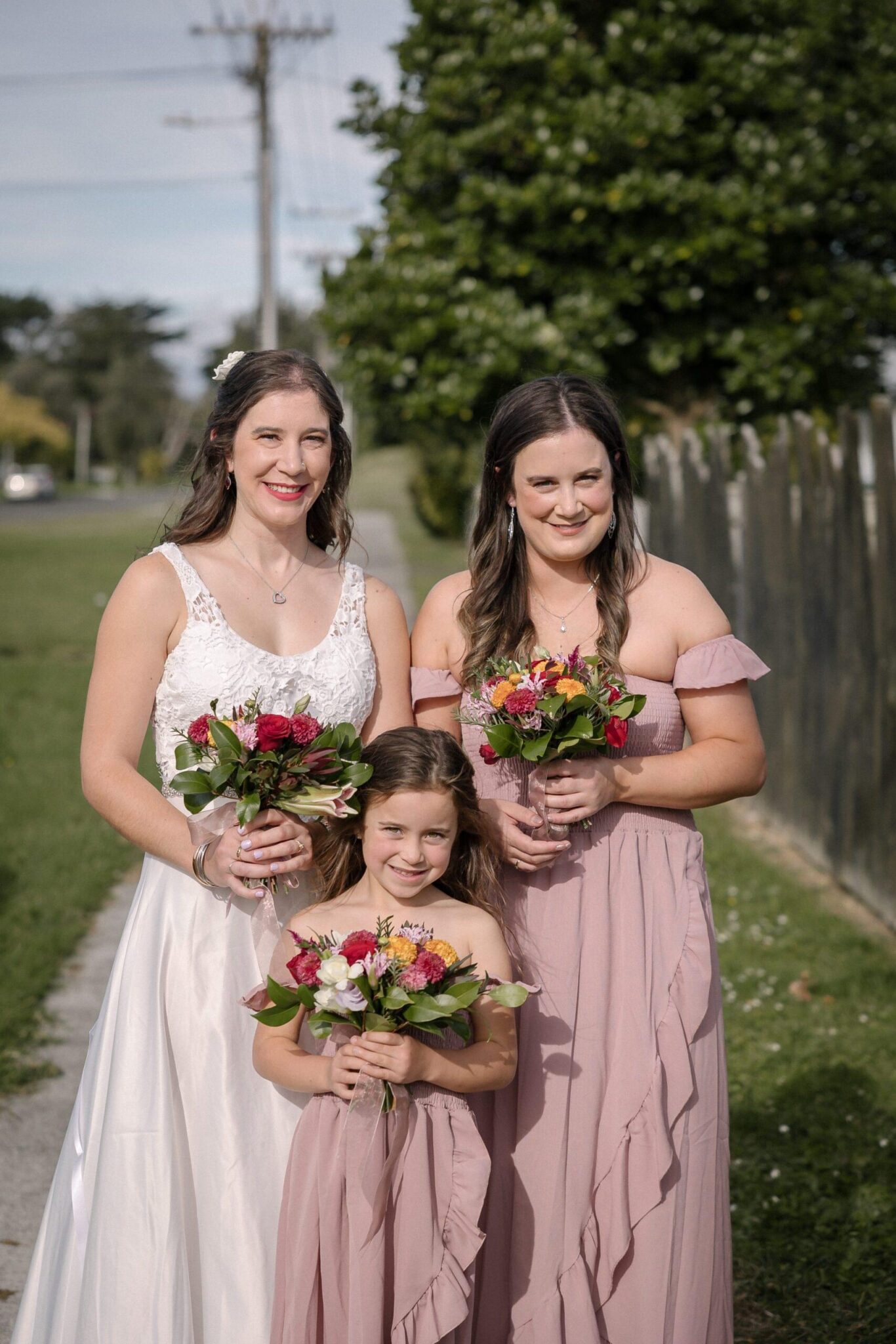 How to pick the right wedding photographer