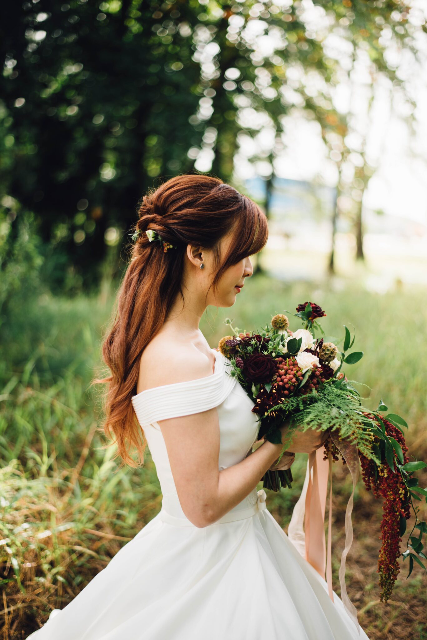 Capturing Beautiful Moments: Candid Wedding Photos by Andy